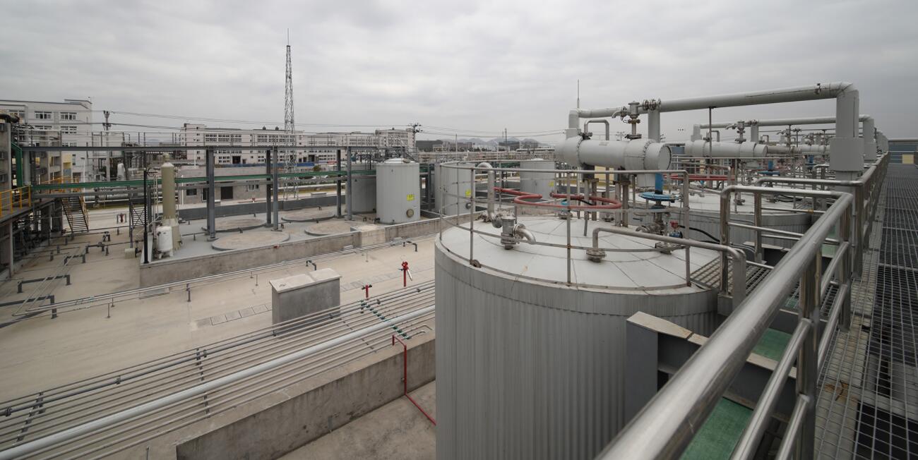 電伴熱曝露在室外的表面溫度與電伴熱溫度 電伴熱曝露在室外的表面溫度與電伴熱溫度